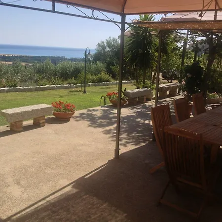 Bed & Breakfast L'oasi Sant'Andrea Apostolo dello Ionio