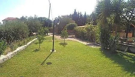 L'oasi Bed & Breakfast 3*